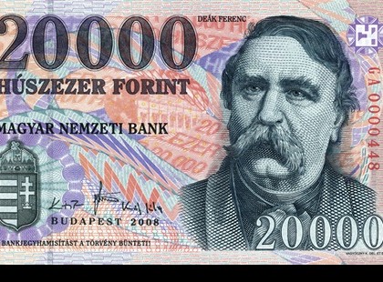 Fantasztikus hír a nyugdíjasoknak: már viszik a pluszpénzt a postások