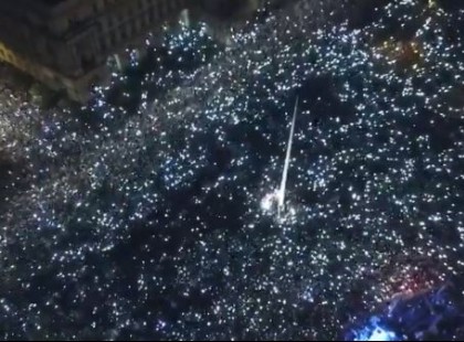 A szakszervezetek azt mondták elég: országos tüntetést jelentettek be a rabszolgatörvény miatt