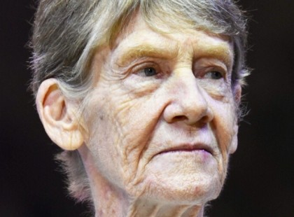 Kritizálta az erőszakos kormányt, elzavarták az országból