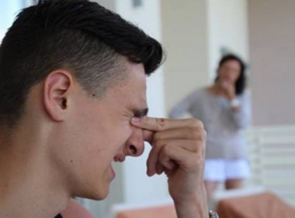 Uh, ilyen van? Akkora orgazmusa volt a 29 éves férfinak, hogy megvakult a fél szemére