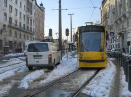 A nyolc éves kisfiammal utaztam a villamoson, amikor hirtelen így szólt: 