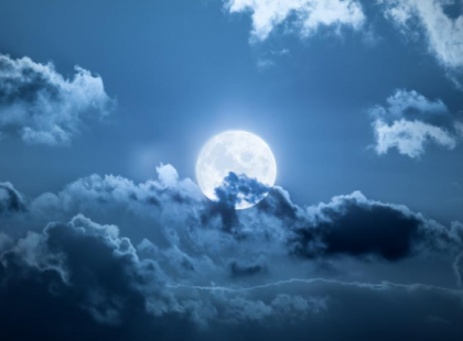 Figyelem! Ma este (2018. december 22-én) lesz az év utolsó és egyben leghosszabb Teliholdja a Rák jegyében! Sosem látott mágikus energiaáramlásokra számíthatunk karácsonykor EZÉRT: - Oszd meg, kedveld és ma éjjel minden vágyad valóra válik!