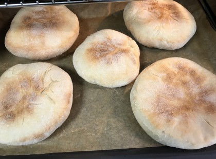 Bea asszony megmutatja, hogyan készül az igazi Cigánykenyér (bodag)! Gáspár Bea konyhájából!