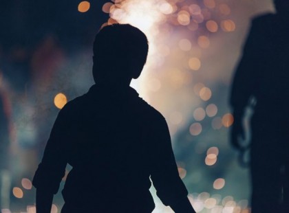 Egy hölgynek választania kellett egy gyermeket, kit szeretne örökbe fogadni! A válasza mindenkit meglepett!