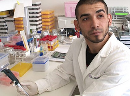 A rákkutató, aki roma létére olyan dolgokat ért el, amire az egész tudományos világ felfigyelt!