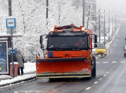 Nem engedték fel a kisfiút a buszra, mivel havas- saras volt a ruhája. 12 km-t gyalogolt hazáig
