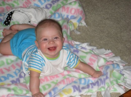 5 hónapos kisbaba hunyt el Tallóson. Az édesanya drogot adhatott neki, elfogták