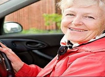 Az idős hölgyet gyorshajtásért állították meg, aztán jött a meglepetés…