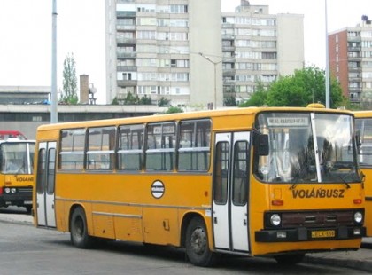 Komoly bajba kerülhet a Volán buszok közlekedése a kormány döntése után