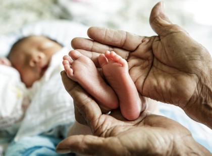 Ezért fontos az anyai nagymama egy gyermek számára