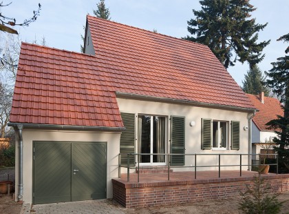 Családi ház 200 ezer forintért! Fillérekért vehet most HÉTFŐTŐL családi házat, kerttel! Családi házak, lakások, nyaralók, hétvégi házak listája itt :