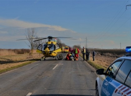 Ma édesanyámnak balesete volt Püspökladány mellett.Az életéért küzdő mentőhelikoptereseknek üzennék