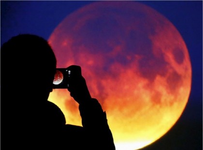 Mai szuperhold új energiahullámnak nyit kaput