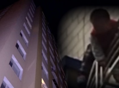 Másfél éves kisfiú esett ki a negyedik emeletről - Elképesztő az OKA! Emiatt történt ez a szörnyűség: - Nyugodjon Békében!