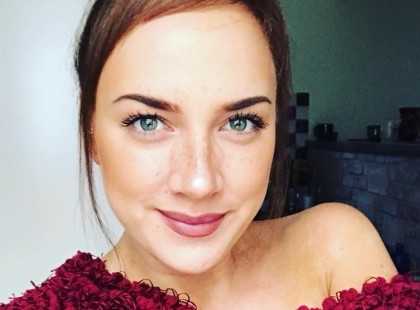 Kisbabát vár Tóth Gabi