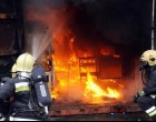 Hatalmas tűz van Jászladányban: lángol egy műanyaggyártó üzem