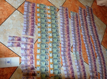 80 milliót utaltak véletlenül a rokkantnyugdíjas magyar Nőnek, azonnal lelépett Németbe a pénzzel