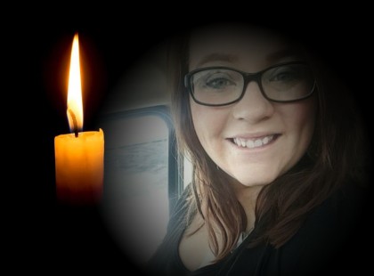 Anyuka mielőtt meghalt, becsatolta a biztonsági övet, majd kidobta kisbabáját az ablakon. A tűzoltók alig hittek a szemüknek!