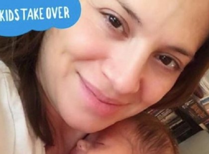 Szinetár Dóra megmutatta a kisbabája arcát. Egy nyugdíjas nő kritizálni kezdte, erre Dóra válaszát 31 ezer ember kedvelte