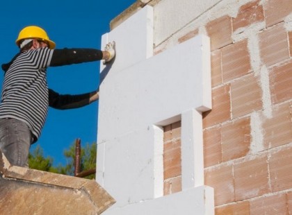 Híres építész figyelmeztetése: veszélyben vannak azok, akik polisztirollal szigetelnek