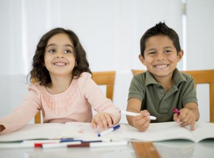 A fiú-lány ikerpárok lány tagja rosszul jár azzal, hogy egy fiúval kell osztoznia az anyaméhen