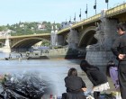 Három holttestet találtak meg a rendőrkutyák a Hableány tragédiája után - videó