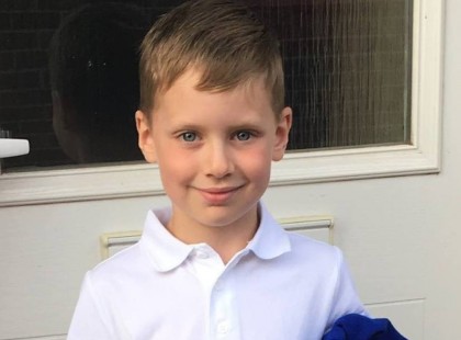 Haza zavarta a mentős a 6 éves Olivért és anyukáját. 12 óra múlva már nem élt a kisfiú