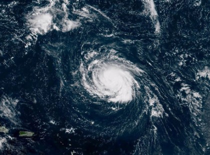 Halálos vihar közelít Magyarország felé! Néhány órán belül lecsap! Kiadták a figyelmeztetést: zivatar, jégeső, 100 km/h-s szél tarolja le az országot!