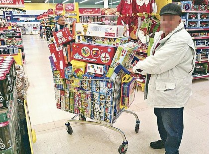 Egy kisfiú állt a tescóban a mamájával a játékosztályon. A gyerek zokogott, a mama ott hagyta ekkor. Odaléptem hozzá, és életre szóló dolgot tanított nekem a kisfiú