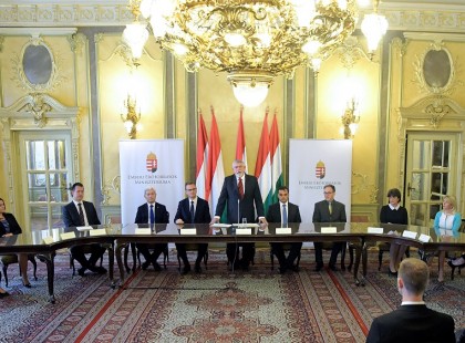 MTI BEJELENTÉS : 23 ÉV UTÁN nyugdíjba mehetnek a NŐK AZ ÚJ PROGRAMMAL!!!! Szenzációs hírt jelentett be az Emberi Erőforrások Minisztériuma! 241 ezer magyar NŐ JÁR JÓL! >>>