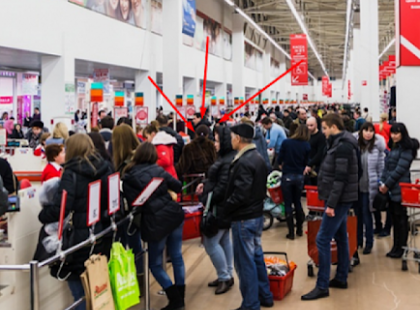 Kedd este a kislányommal álltunk a sorban ebben a vidéki áruházban, amikor is olyat tett az idős néni előttünk, amit soha nem fogok tudni elfelejteni..!