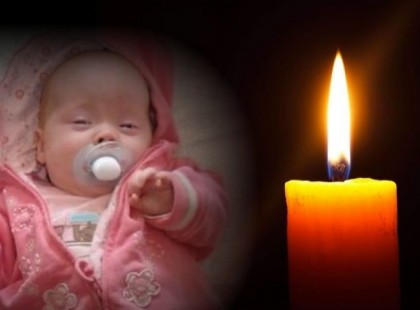 Az újszülött elhunyt a szülés közben!