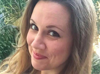 A fiatal lány elkésik az iskolából, az anyja által írt igazolás a legviccesebb amit valaha olvastunk