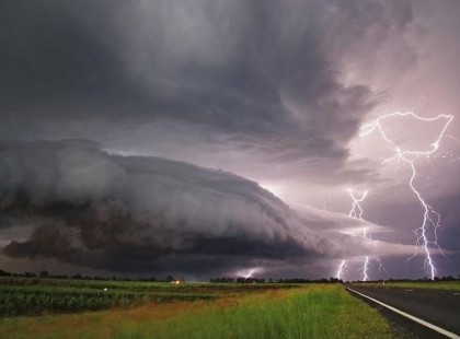 Holnap jön a frissítő zuhé. Az egész országot eláztatja a vihar
