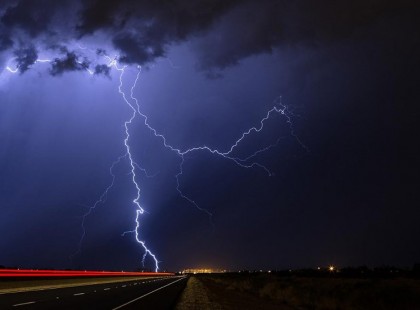 Jégeső és viharos szél: több megyére is másodfokú riasztást adtak ki – Jön a régóta várt lehűlés, mindent elsöprő erővel