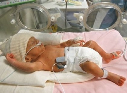 Fájdalmáról vallott a magyar énekes: Könnyeit nyelve nézte végig kisfia szenvedését