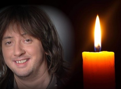 Meghalt az Irigy Hónaljmirigy egyik tagja