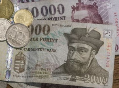 ÚJDONSÁG! PLUSZ 12 ezer forint jár MINDEN magyar nyugdíjasnak AUGUSZTUS VÉGÉIG!