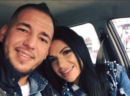 Gólyahír:Megszületett Curtisék babája,