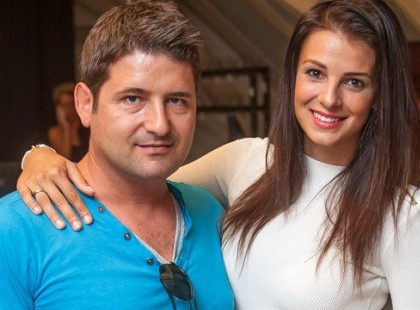 Most derült ki a nagy titok!Ezért szakított Hajdú csinos feleségével Sarka Katával…