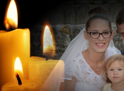 Gyász!1 hete szült Kitti, akire a szőnyegen fekve találtak holtan, a kisbabája a mellkasán aludt