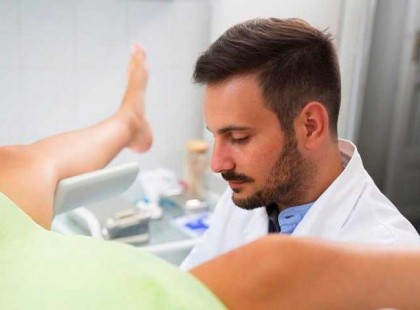 ENNYIRE NŐT MÉG NEM ALÁZOTT MEG NŐGYÓGYÁSZ, mi a doktor Úr engem, tegnap….TE MIT TETTÉL VOLNA?