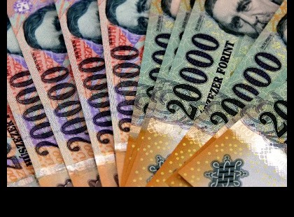 JÓ HÍR! JÖVŐRE nagyot!! EMELKEDIK A MINIMÁLBÉR!!! :ITT VANNAK A pontos SZÁMOK :