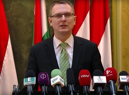 KÖZLEMÉNY!! Rétvári BENCE A közölte nagy hírt! Újabb plusz pénznek örülhet minden magyar nyugdíjas!