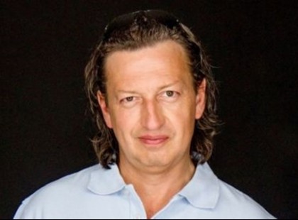 GUSZTUSTALAN SZAVAKKAL TÁMADT RÁ CSERNUS IMRE A MAGYAR HÖLGYEKRE: ” SOK NŐ AZÉRT BOLDOGTALAN, MERT MÉG ARRA SEM KÉPES, HOGY…”