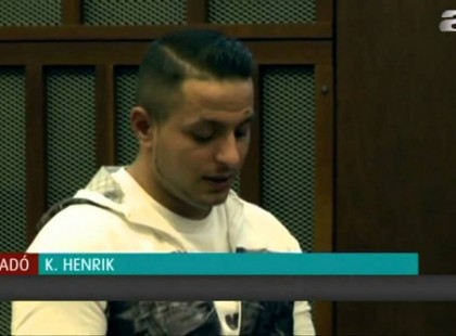 Nem akarta elhinni a vádlott, hogy 20 év fegyházra ítélték, figyeld mit művelt a tárgyalóteremben!