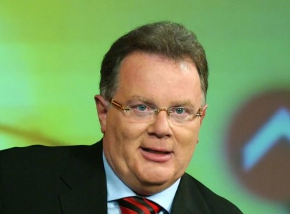 Juszt László tisztességesen megküldte a nyugdíjasokat sértegető nyikhaj Fidesz-minisztert