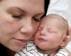 19 nappal a születése után meghalt a kisfiú, mert az anyja valamit rosszul csinált