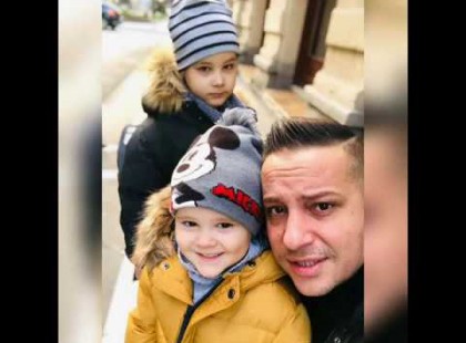 Ezzel a videóval fejjezzük ki LL.Junior kisfiának elvesztését? Az Egész Emberiség / Ország átérzi és eggyütt gyászol LL.Juniorral! hihetetlen ez a tragédia aztsem tudta még mi az élet ez a kis csöppség? Nyugodj békében Kis Angyal?Mennyben őrizzék álmaidat