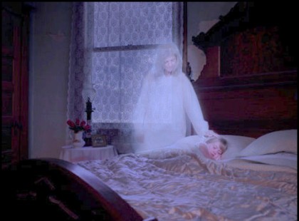 Ezért álmodunk gyakran elhunyt szeretteinkkel. Ezen neked is el kell gondolkodni!